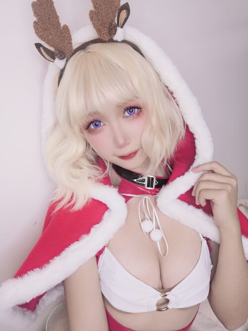 w-Sakura-sauce-w-Christmas-Selfie-COS-Sexy-Girl-Cosplay---8.jpeg